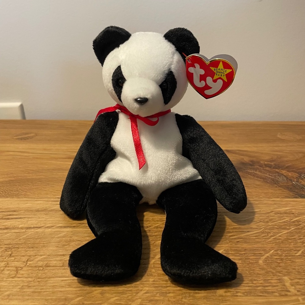 Fortune Panda Ty Beanie Babies Bear Black White 1997 – New Tag On VINTAGE
